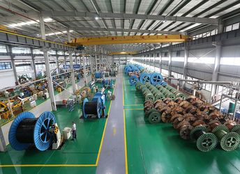Fournisseurs, fabricants, usine de câbles en spirale PUR Chine
